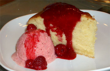 Buttermilk-Cake-w-Strawberr