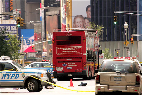 Yesterday Midtown Manhattan,Bomb Threat After072405